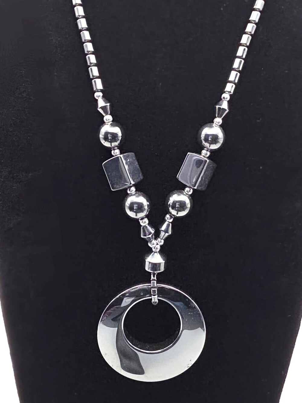 Black Hematite Geometric Pendant Necklace Magnetic Clasp Statement EUC